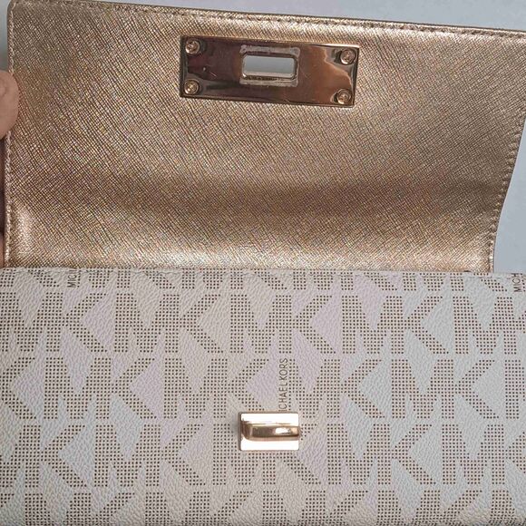 MICHAEL KORS Callie Carryall Mono Wallet - Picture 4 of 12